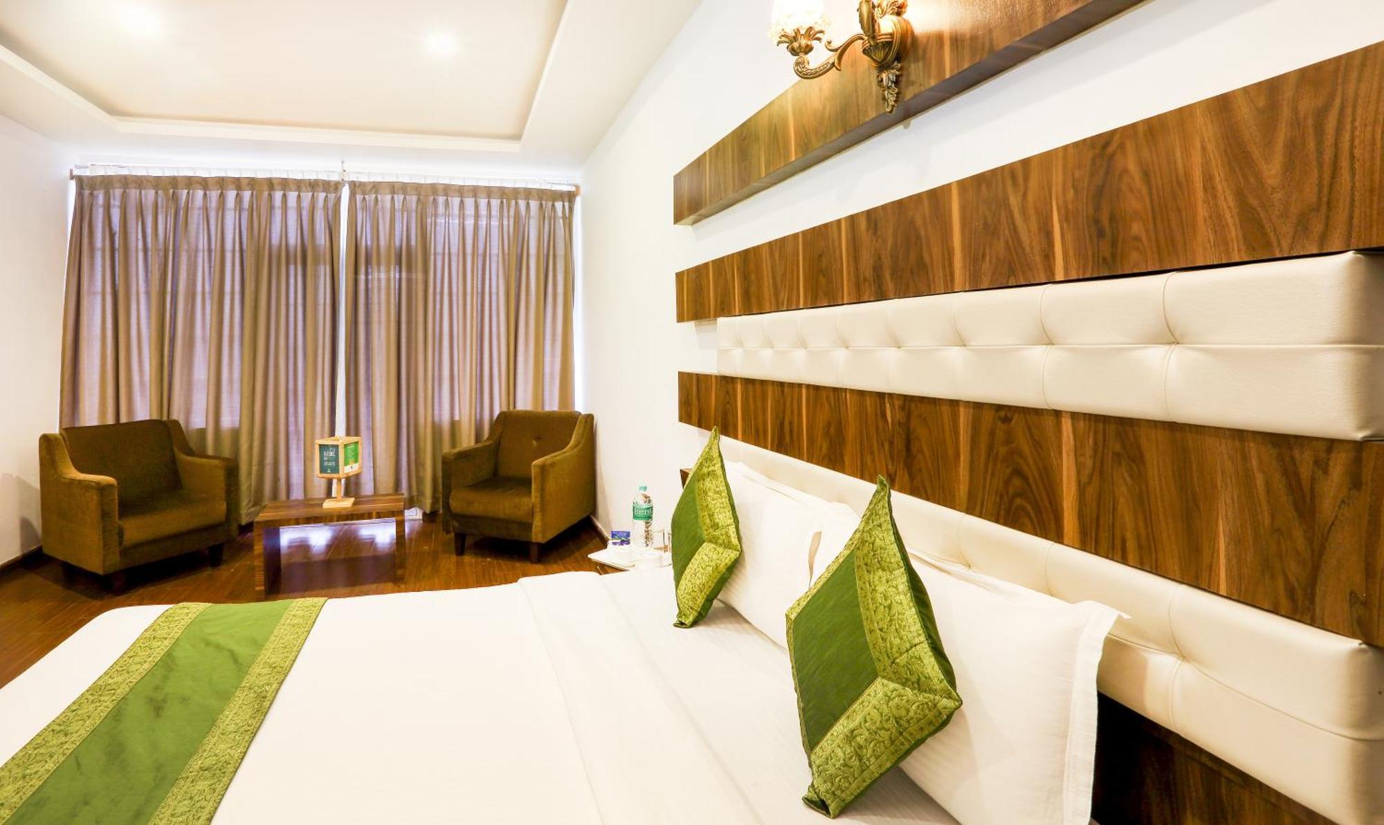 Treebo Skydale Inn & Suites With Mountain View Ooty Exteriör bild