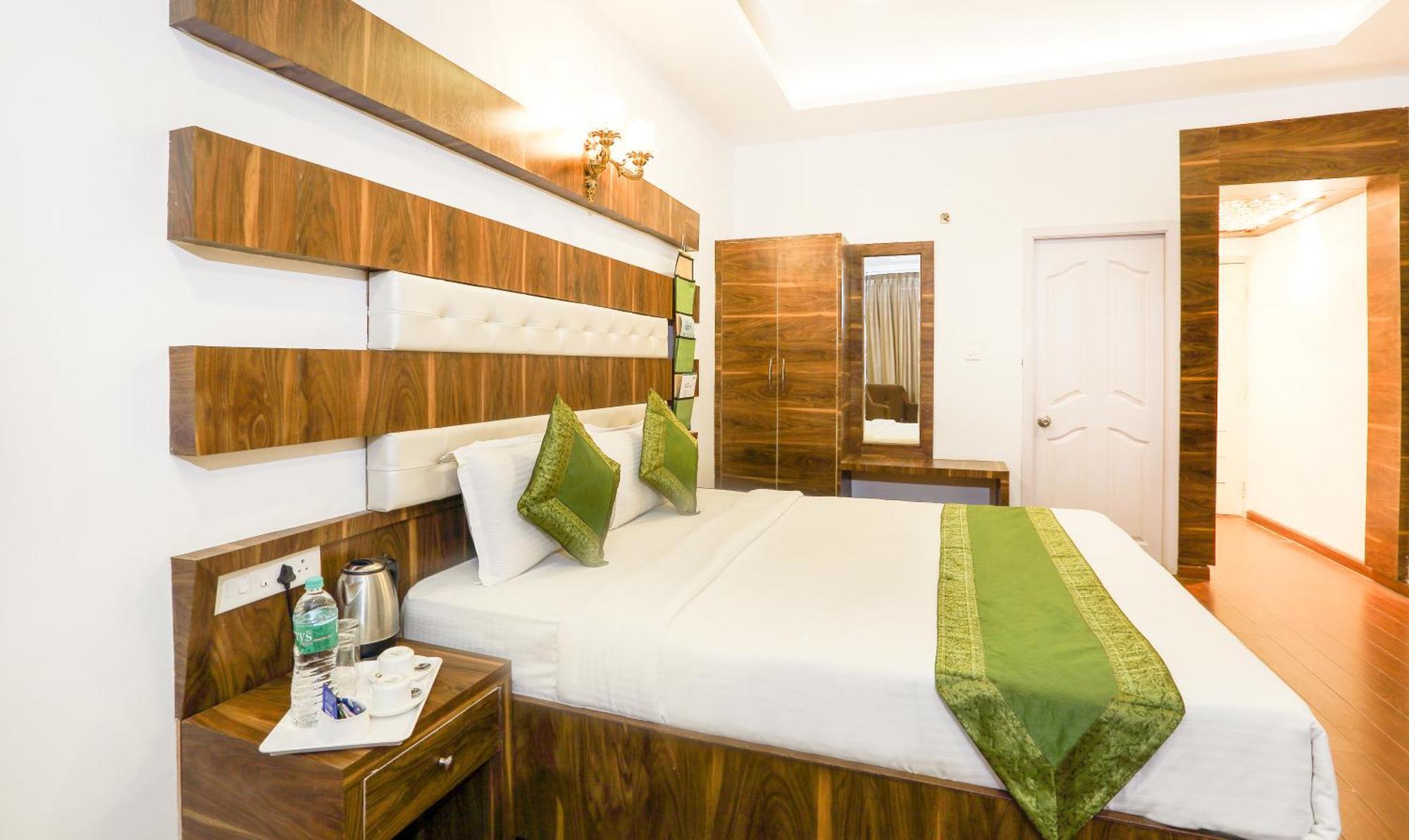 Treebo Skydale Inn & Suites With Mountain View Ooty Exteriör bild
